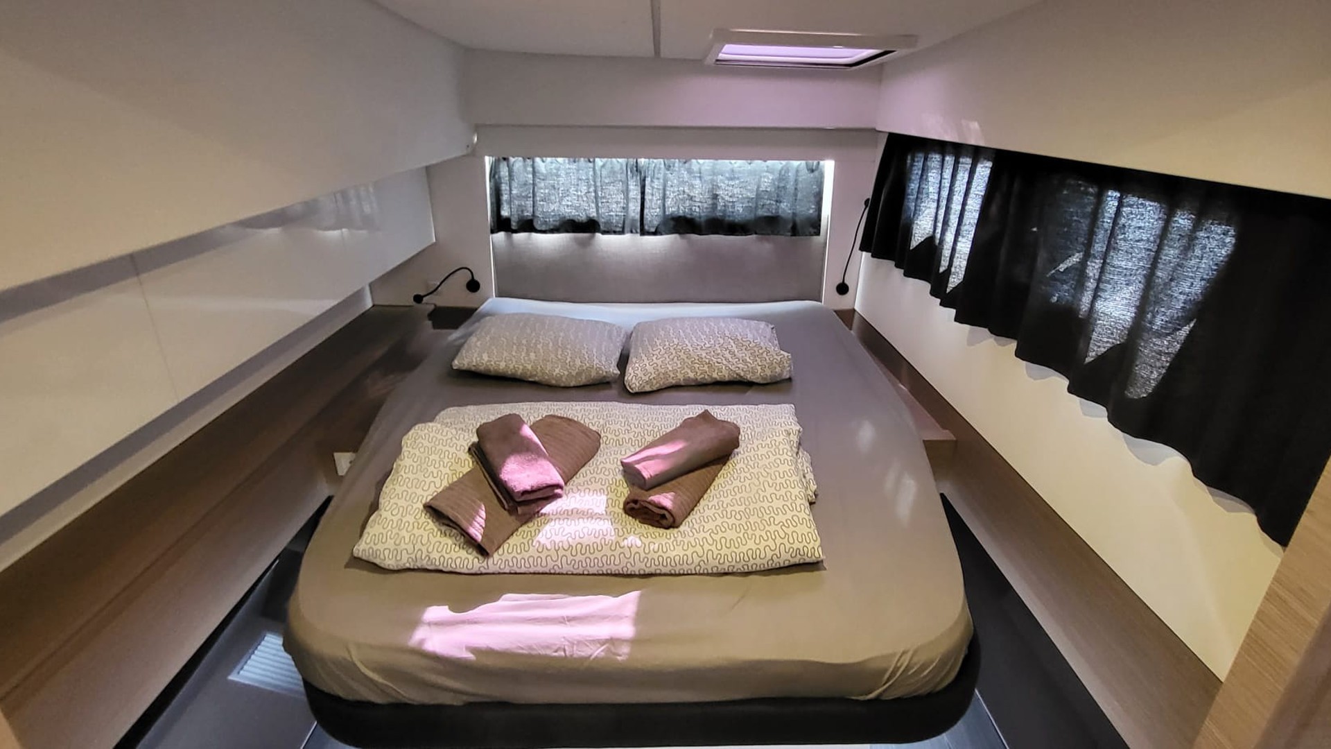 Fountaine Pajot Elba 45, Balu | Yacht Charter Croatia