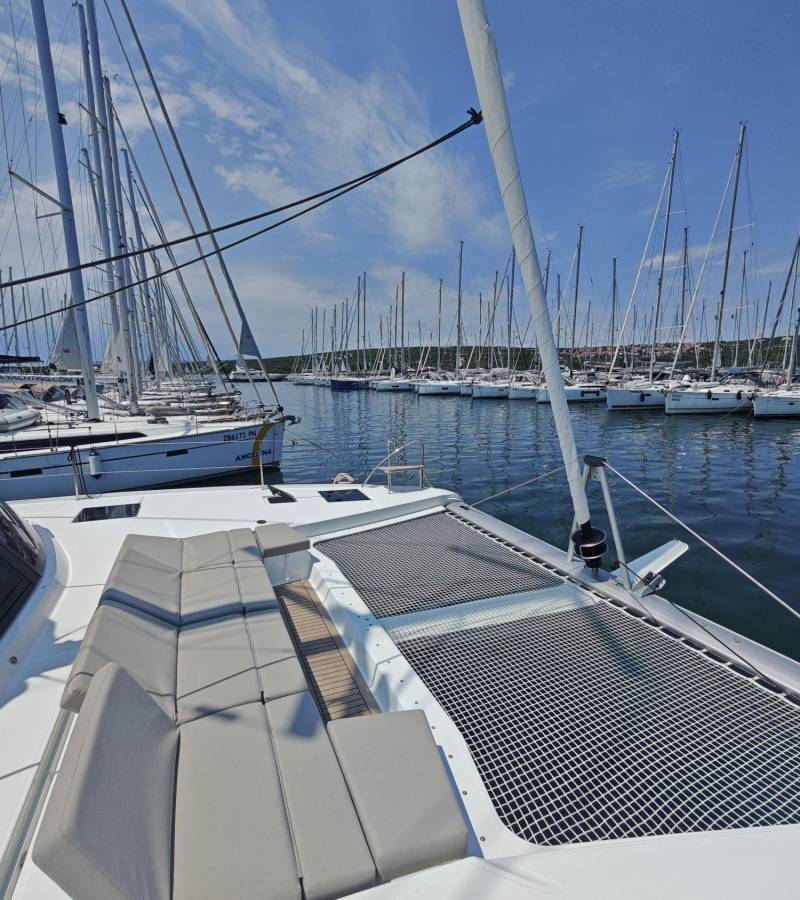 Fountaine Pajot Elba 45, Caramita | Noleggio di Yacht Croazia