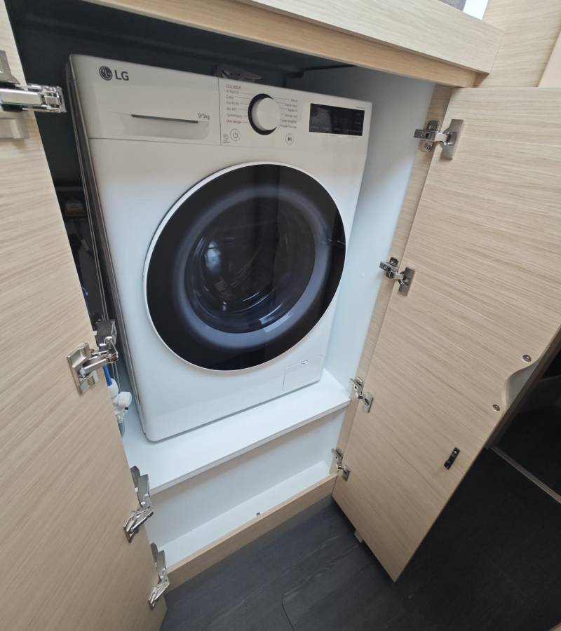 Fountaine Pajot Elba 45, Caramita | Noleggio di Yacht Croazia