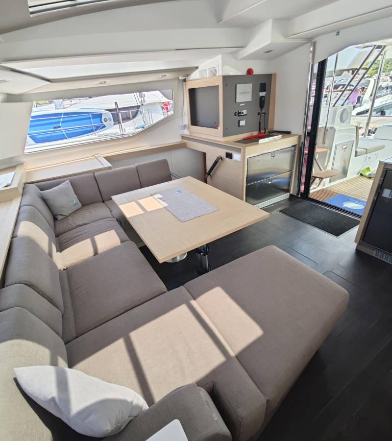 Fountaine Pajot Elba 45, Caramita | Noleggio di Yacht Croazia