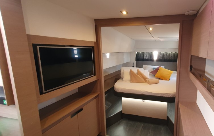 Fountaine Pajot Elba 45, Dreamcatcher | Yacht Charter Croatia