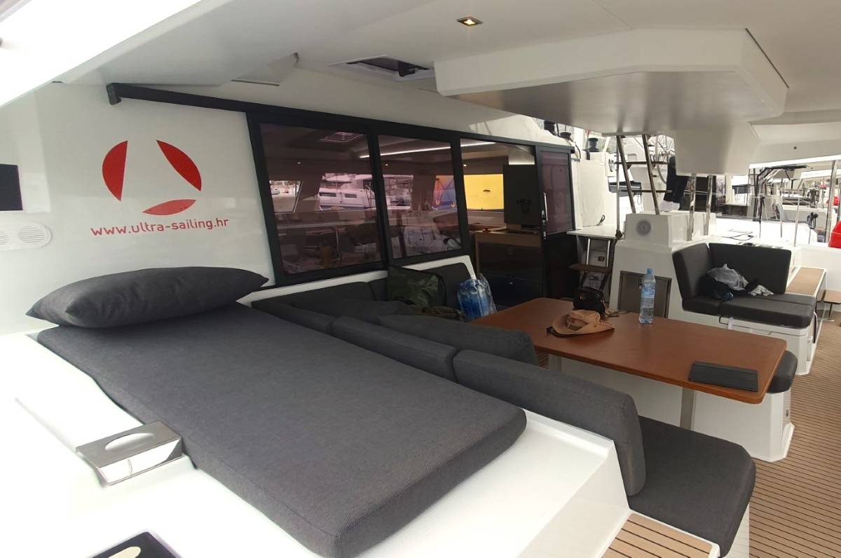 Fountaine Pajot Elba 45, Adria Blue | Yacht Charter Croatia