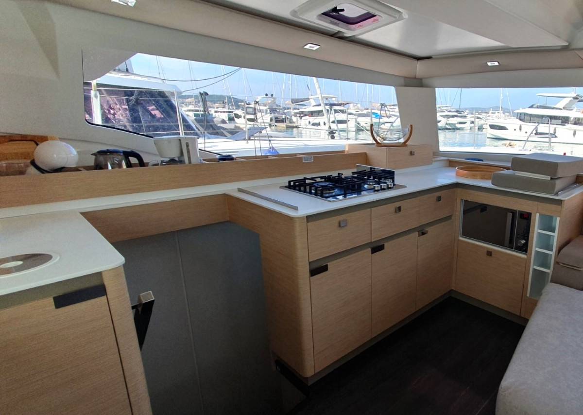 Fountaine Pajot Elba 45, Adria Blue | Yacht Charter Croatia