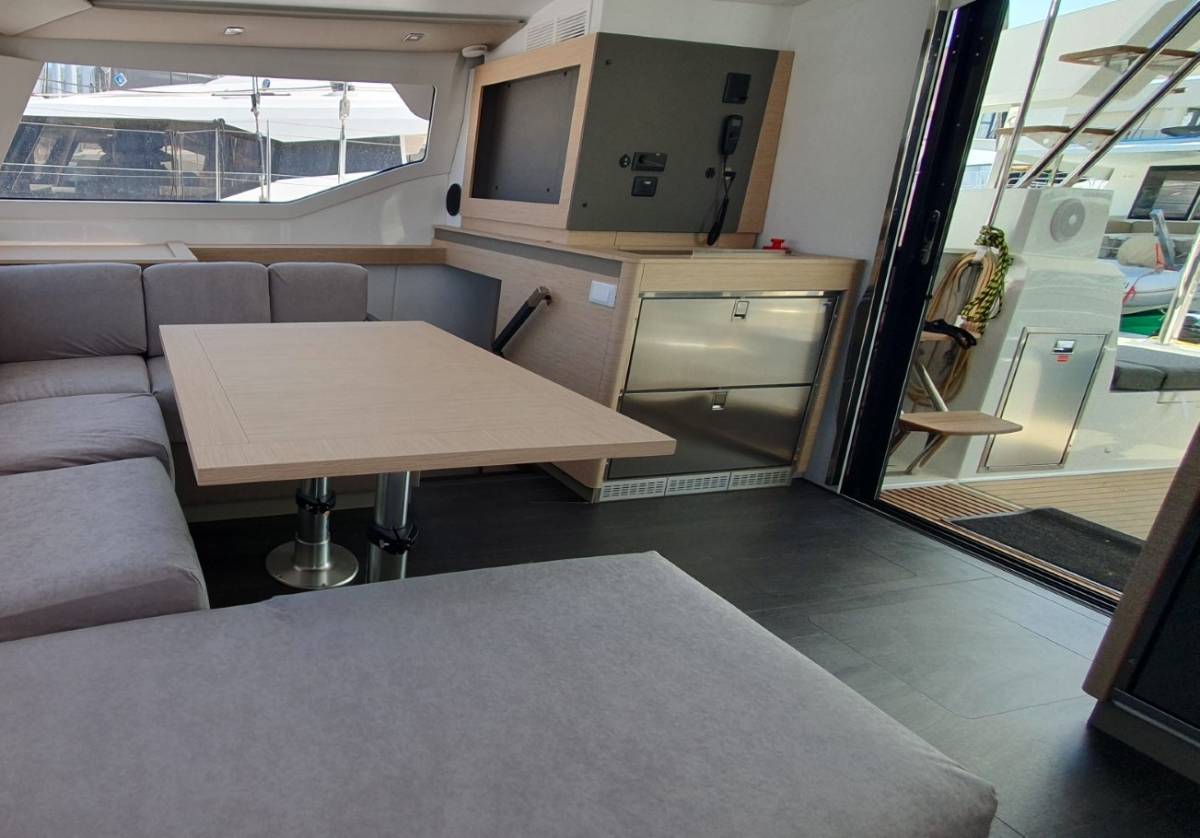 Fountaine Pajot Elba 45, Adria Blue | Yacht Charter Croatia