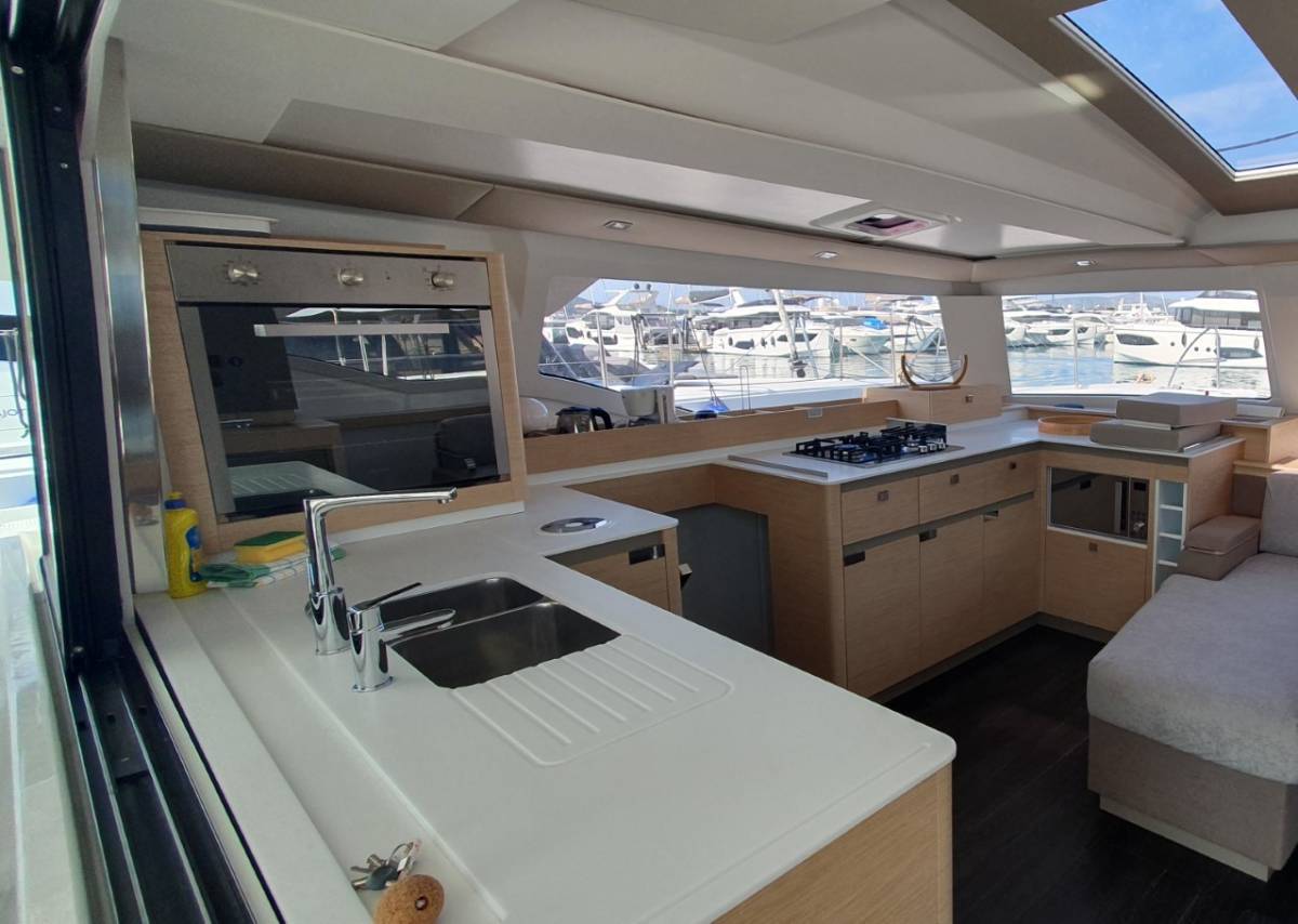 Fountaine Pajot Elba 45, Adria Blue | Yacht Charter Croatia