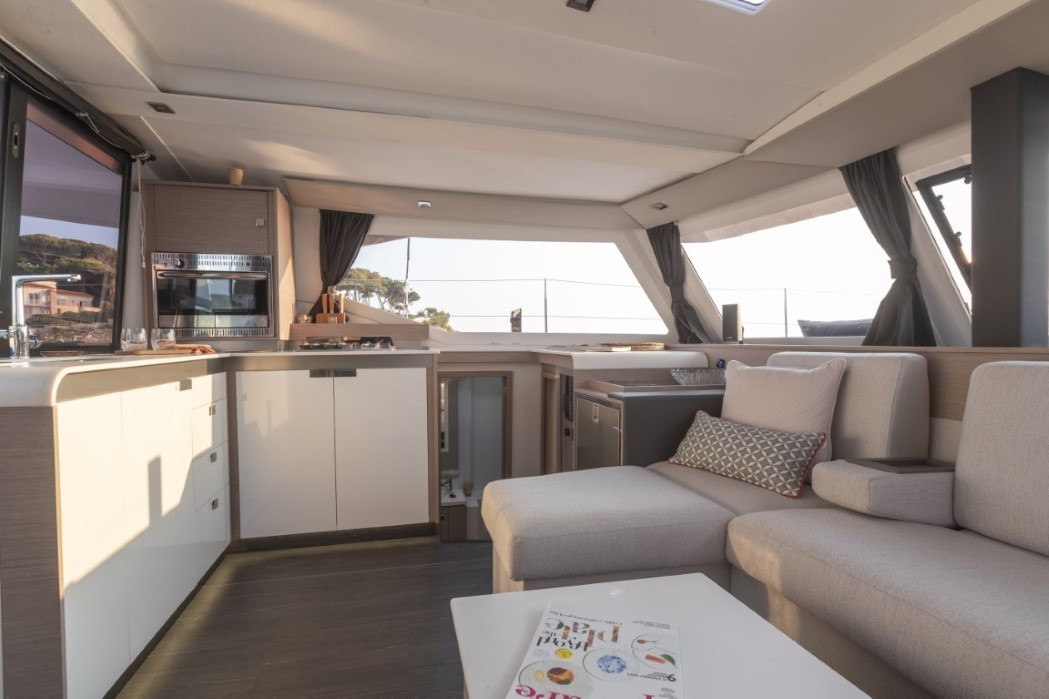 Fountaine Pajot Isla 40, Sailor Venus | Yacht Charter Croatia