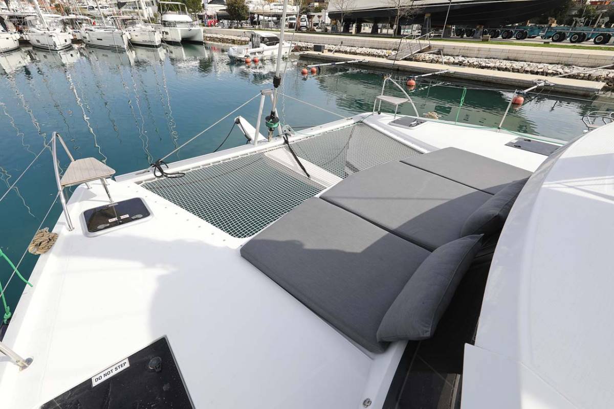 Fountaine Pajot Isla 40, Chilli | Yacht Charter Croatia