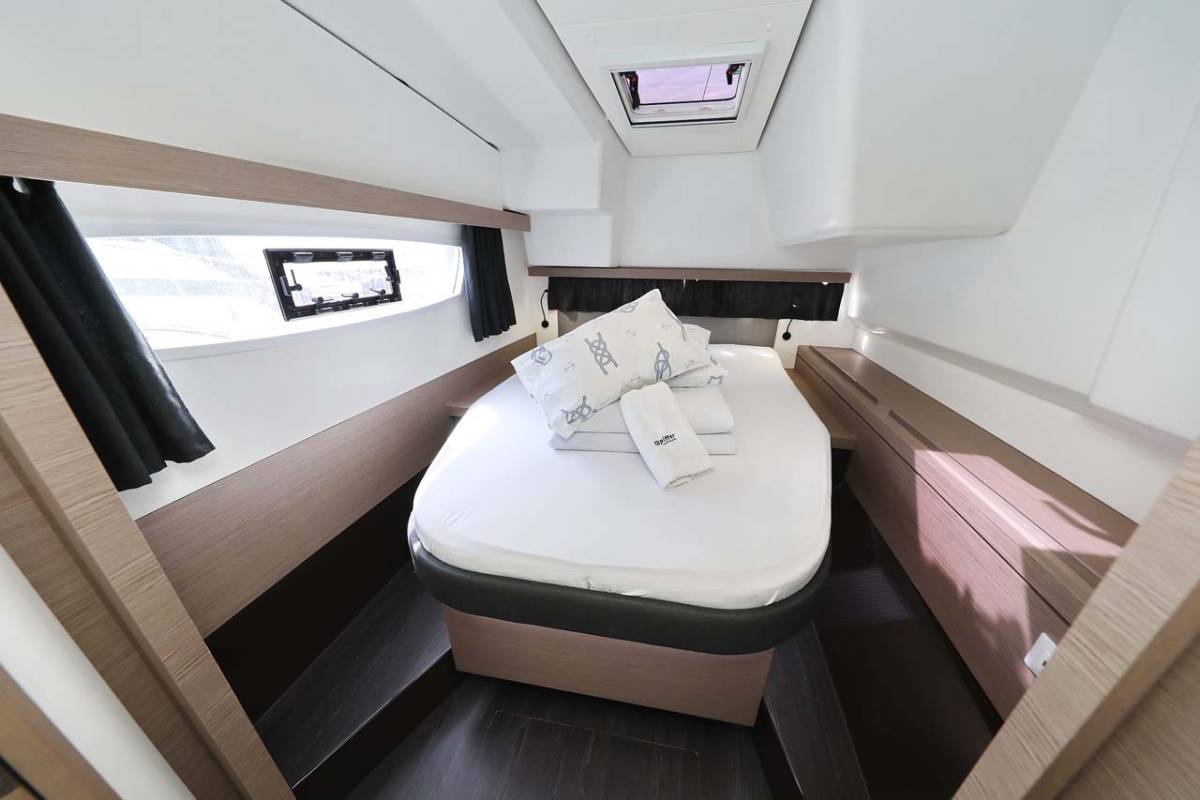 Fountaine Pajot Isla 40, Chilli | Yacht Charter Croatia
