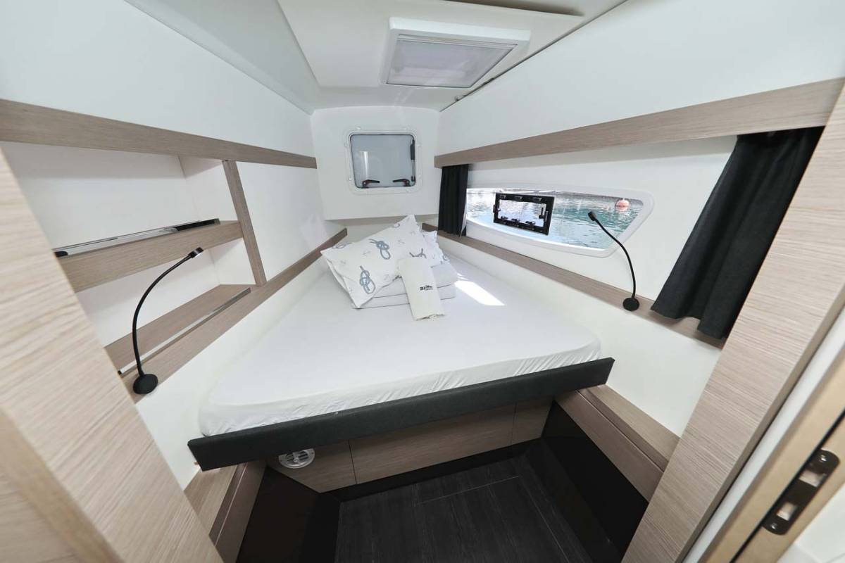 Fountaine Pajot Isla 40, Chilli | Yacht Charter Croatia