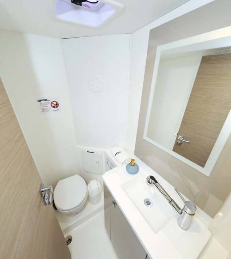 Fountaine Pajot Isla 40, Chilli | Yacht Charter Croatia