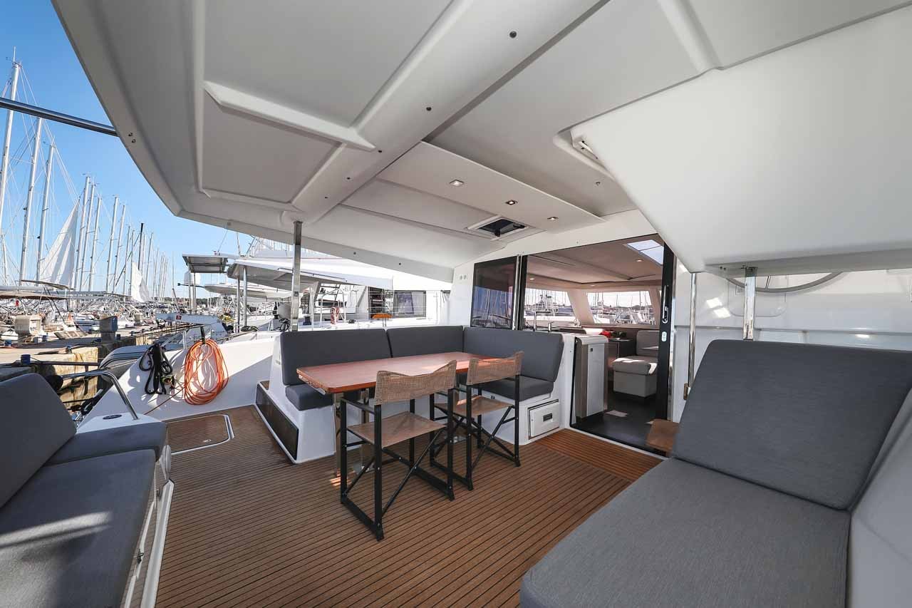 Fountaine Pajot Isla 40, Orion | Yacht Charter Croatia