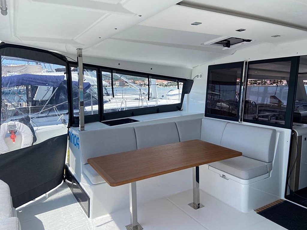 Fountaine Pajot Isla 40, Ninoa | Yacht Charter Croatia