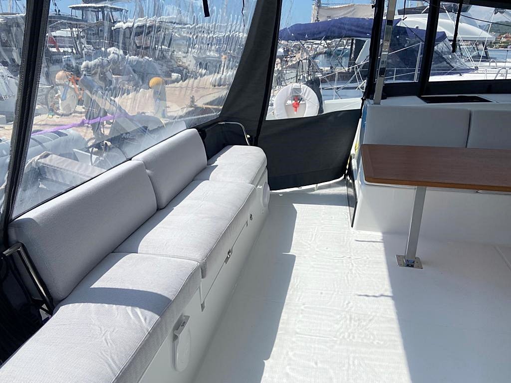Fountaine Pajot Isla 40, Ninoa | Yacht Charter Croatia