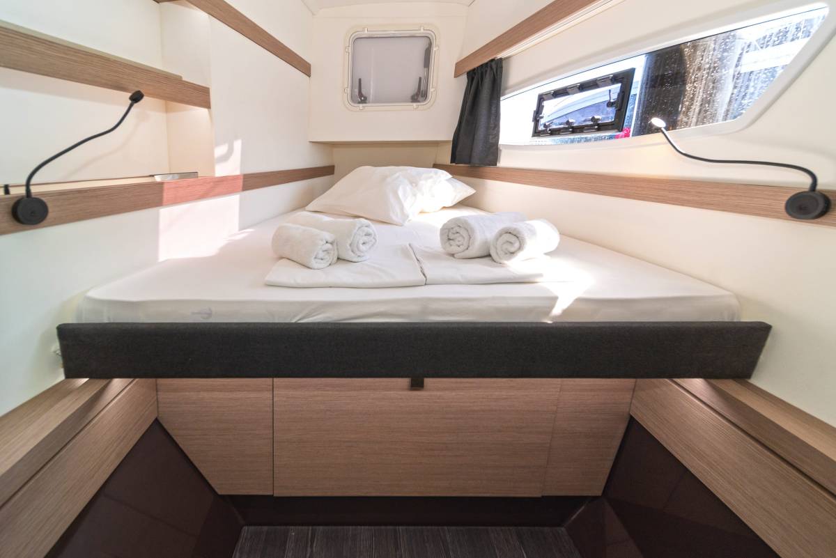 Fountaine Pajot Isla 40, First Step | Yacht Charter Croatia