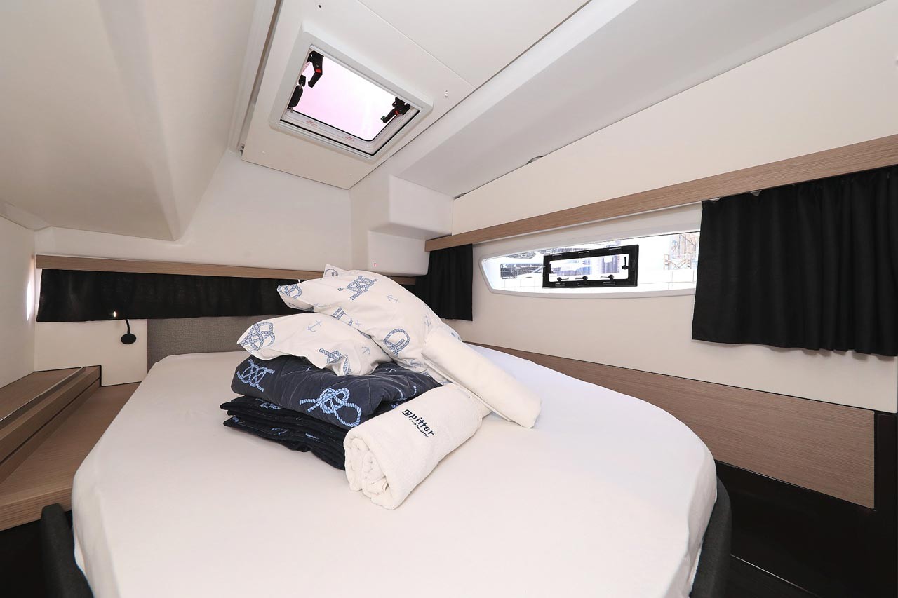 Fountaine Pajot Lucia 40, Felicitas II | Yacht Charter Croatia