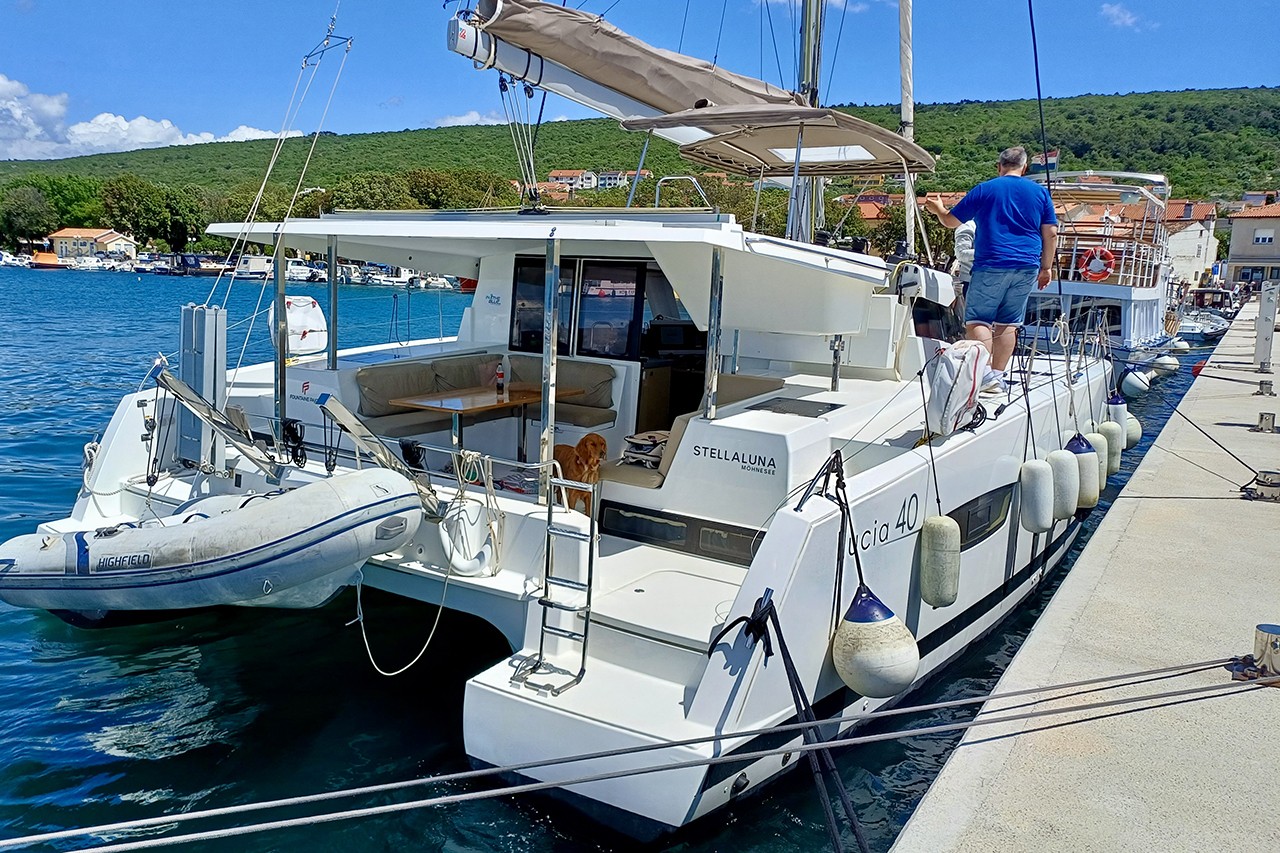 Fountaine Pajot Lucia 40, Stella Luna | Yacht Charter Croatia