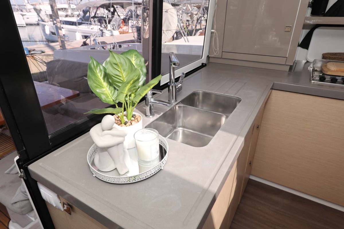 Fountaine Pajot Lucia 40, Tu Tamo 2 | Yacht Charter Croatia