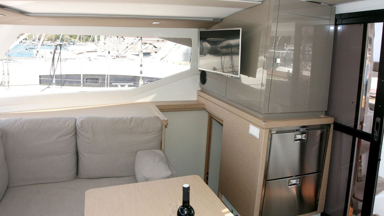 Fountaine Pajot Lucia 40, Luna Rossa II | Yacht Charter Croatia
