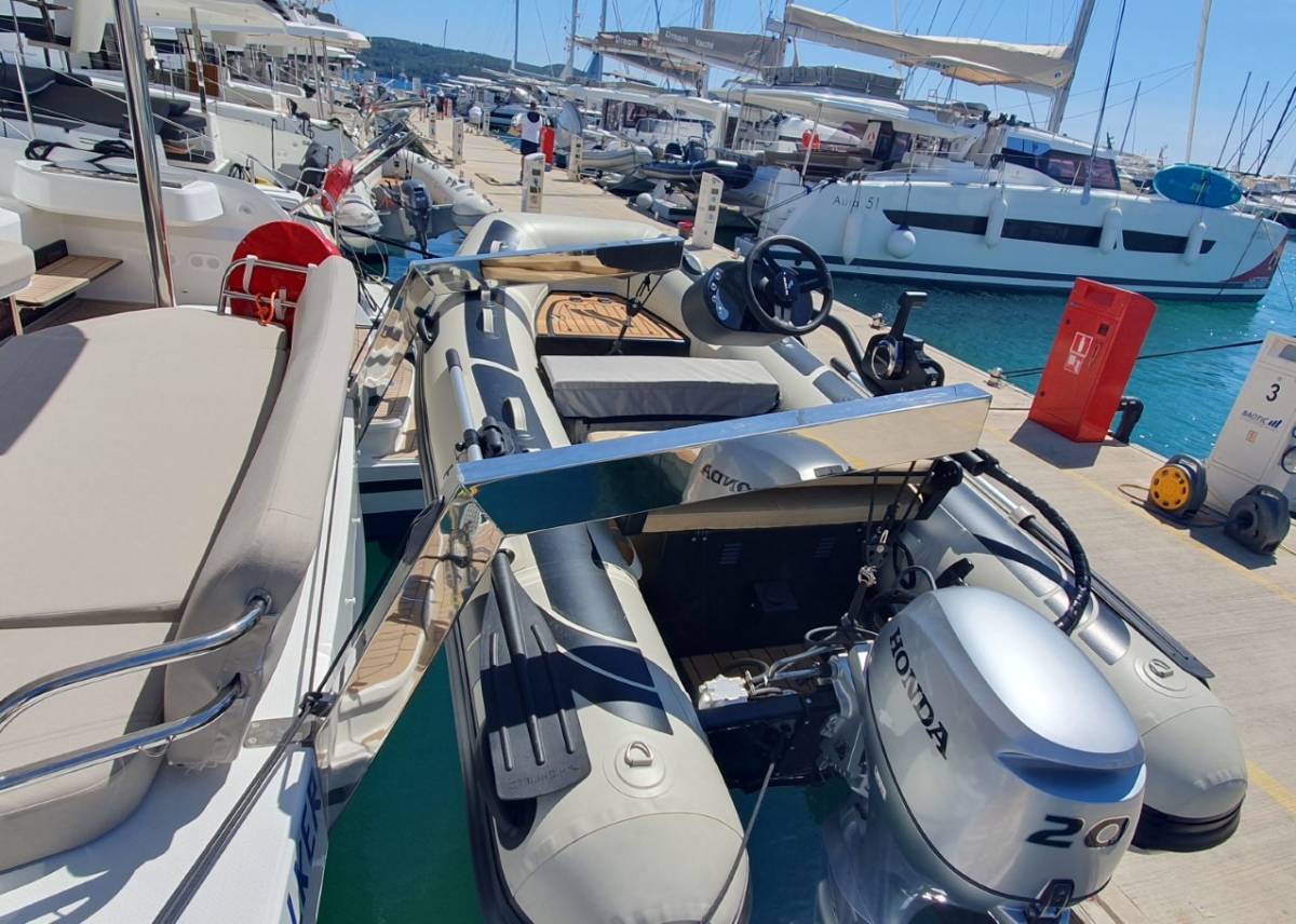 Fountaine Pajot New 44 Quatuor, Skywalker | Yacht Charter Croatia