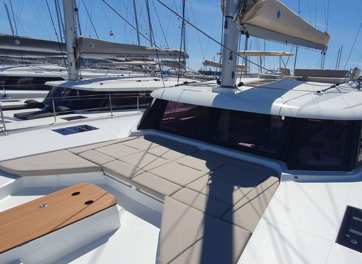 Fountaine Pajot New 44 Quatuor, Skywalker | Yacht Charter Croatia