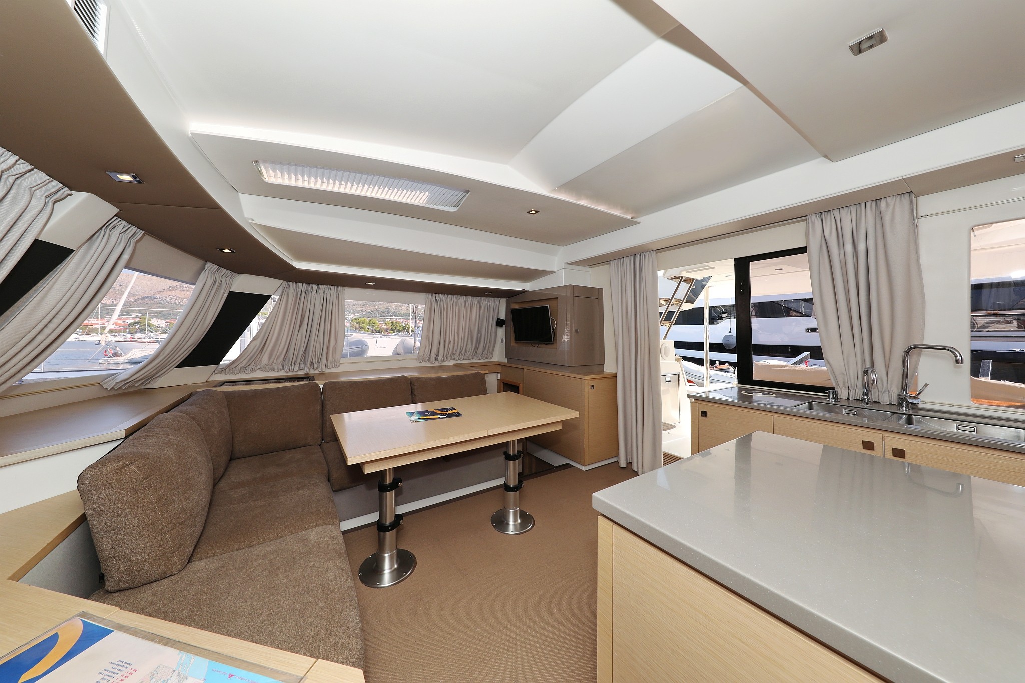 Fountaine Pajot Saba 50, Feeling Free | Yacht Charter Croatia