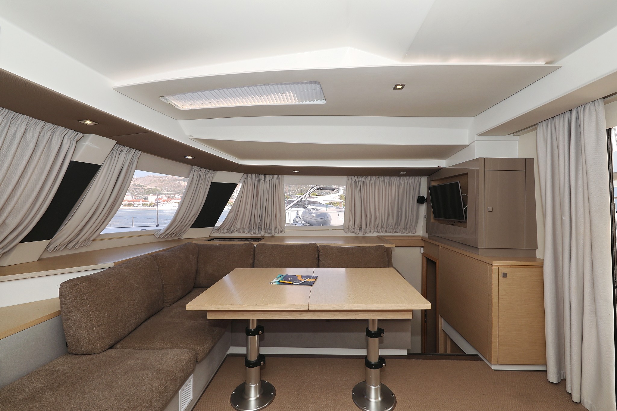 Fountaine Pajot Saba 50, Feeling Free | Yacht Charter Croatia