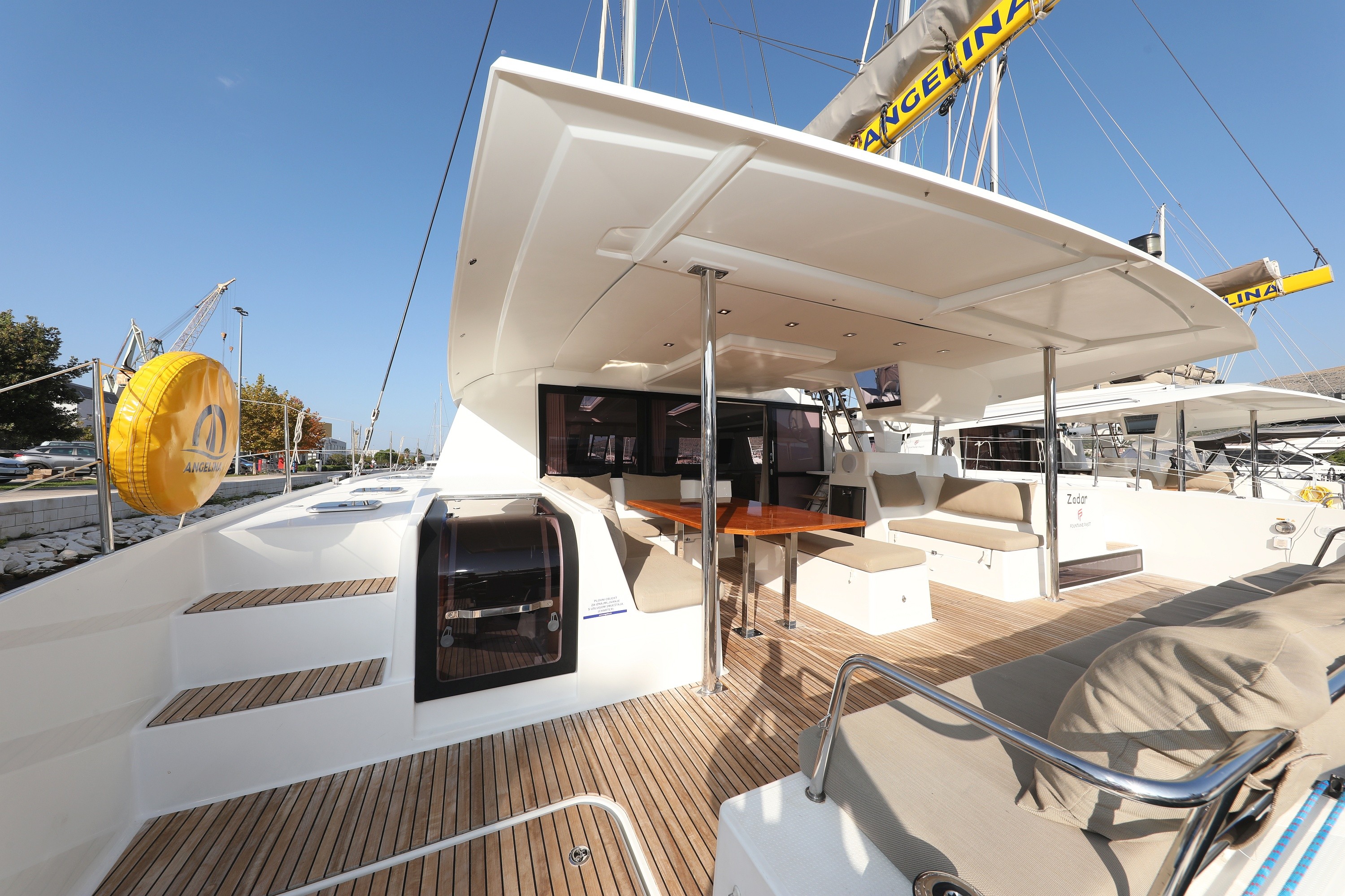 Fountaine Pajot Saba 50, Poco Loco | Yacht Charter Croatia