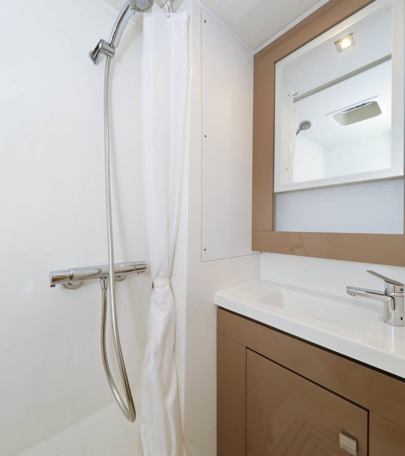 Fountaine Pajot Saba 50, Poco Loco | Yacht Charter Croatia