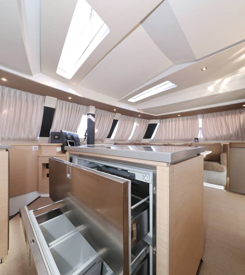 Fountaine Pajot Saba 50, Poco Loco | Yacht Charter Croatia