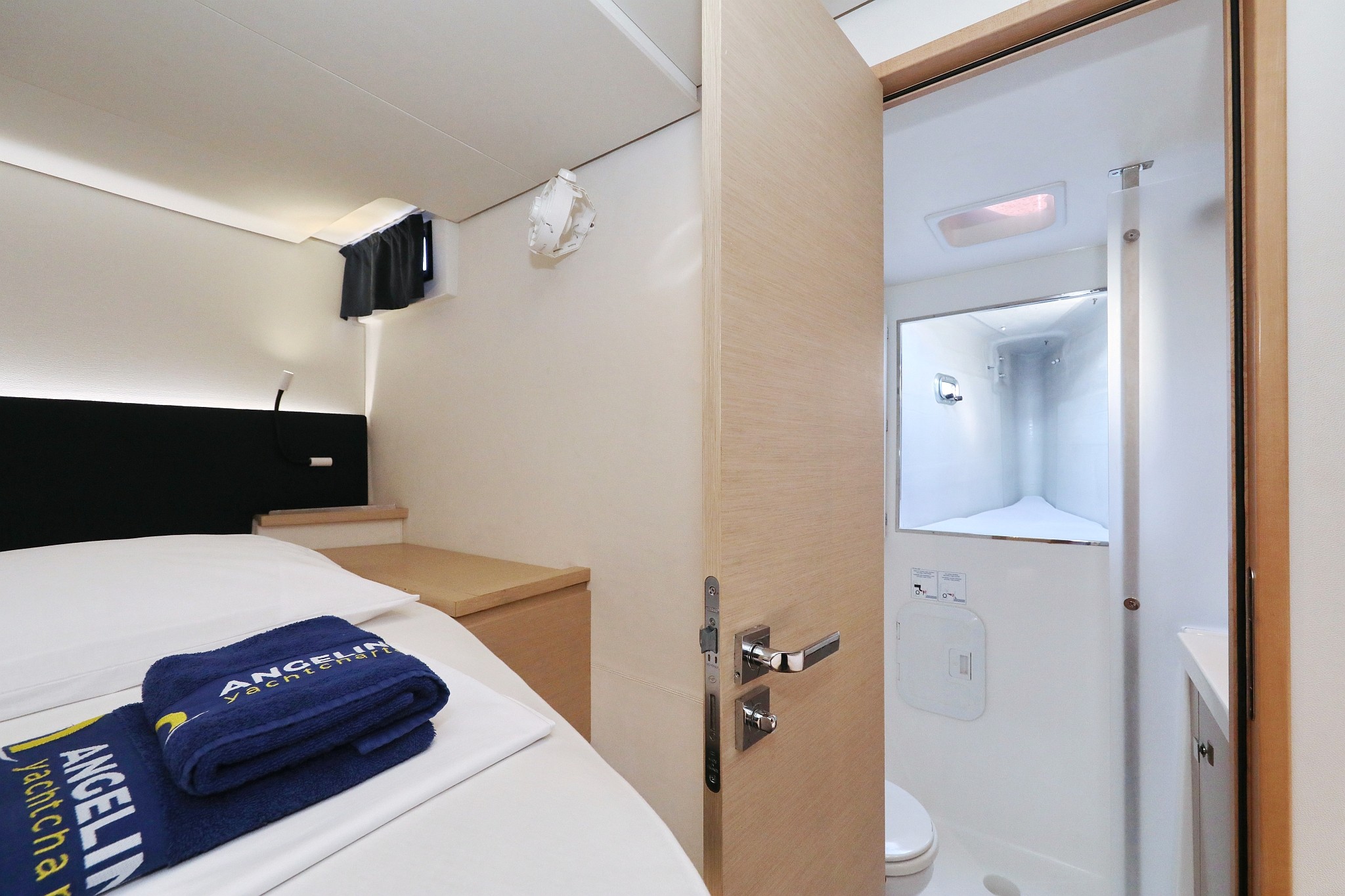 Fountaine Pajot Saba 50, Poco Loco | Yacht Charter Croatia