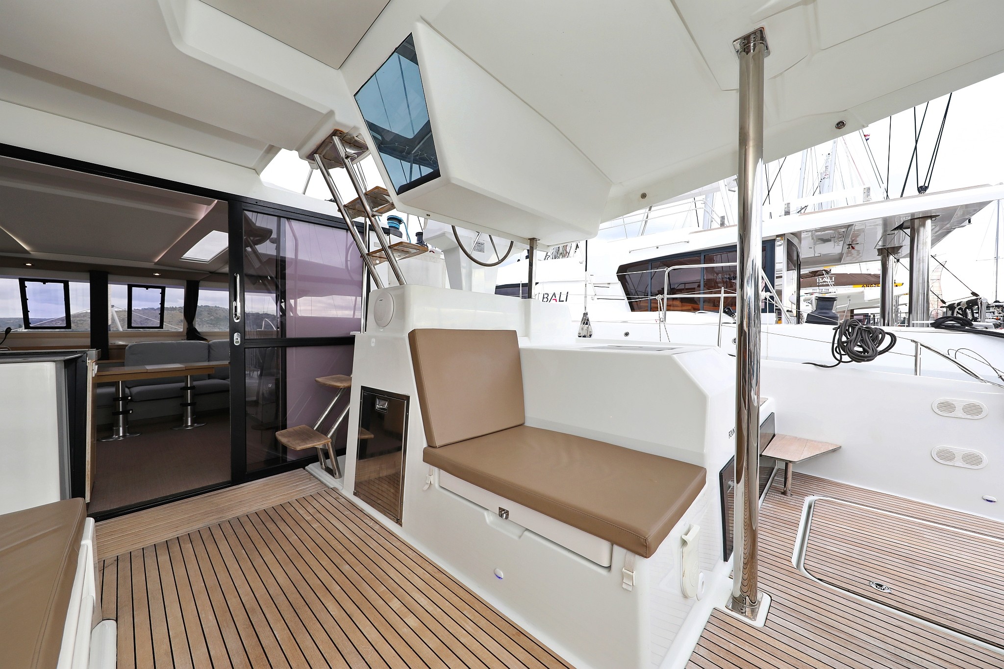 Fountaine Pajot Saona 47 Quintet, Martin V | Yacht Charter Croatia