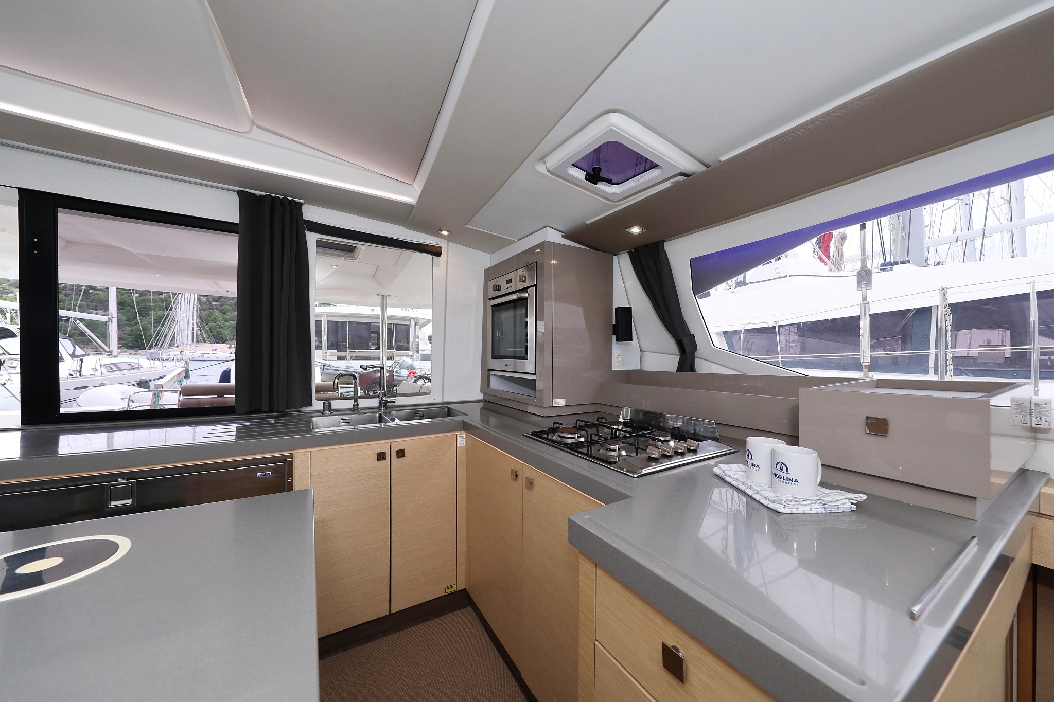 Fountaine Pajot Saona 47 Quintet, Martin V | Yacht Charter Croatia
