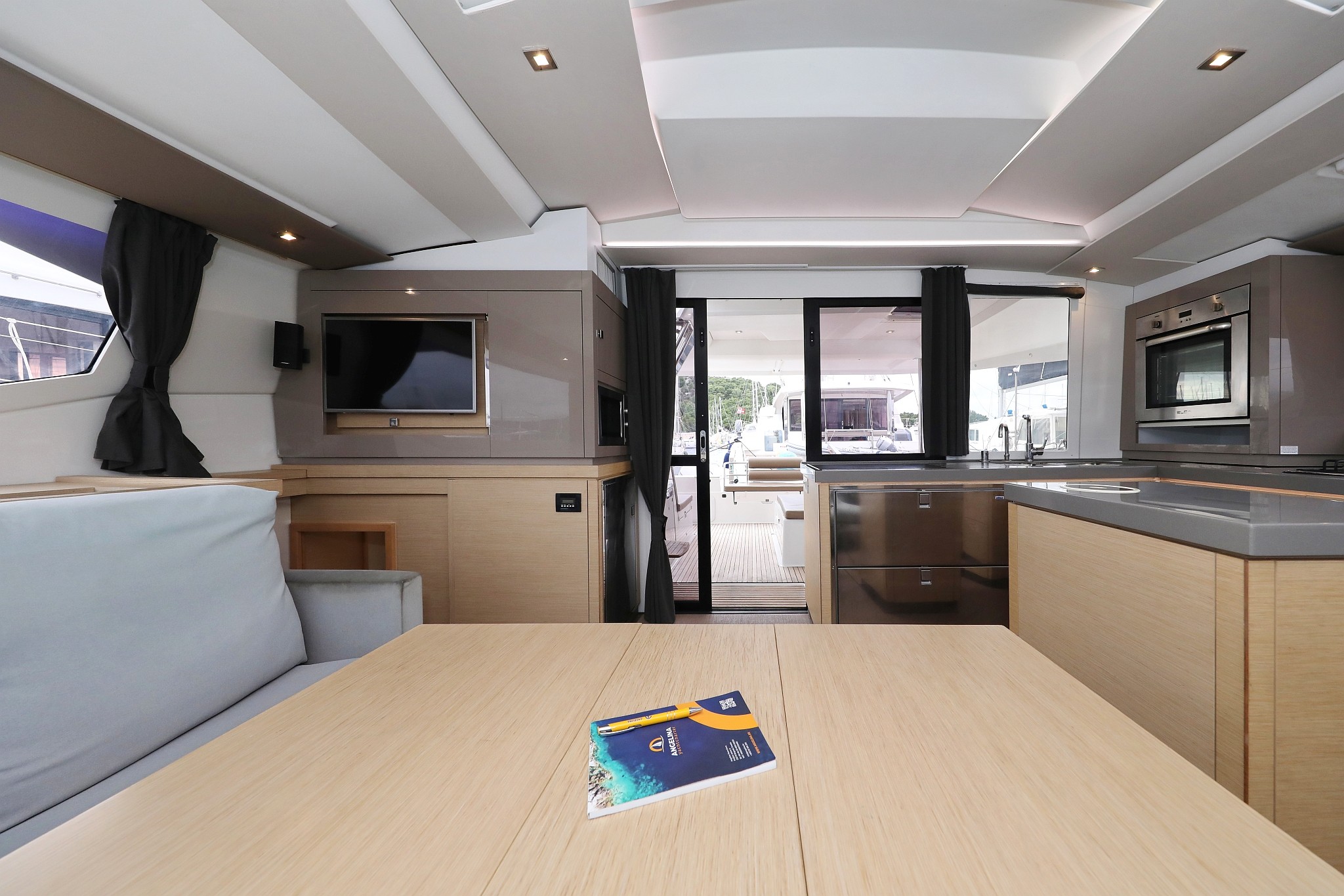 Fountaine Pajot Saona 47 Quintet, Martin V | Yacht Charter Croatia