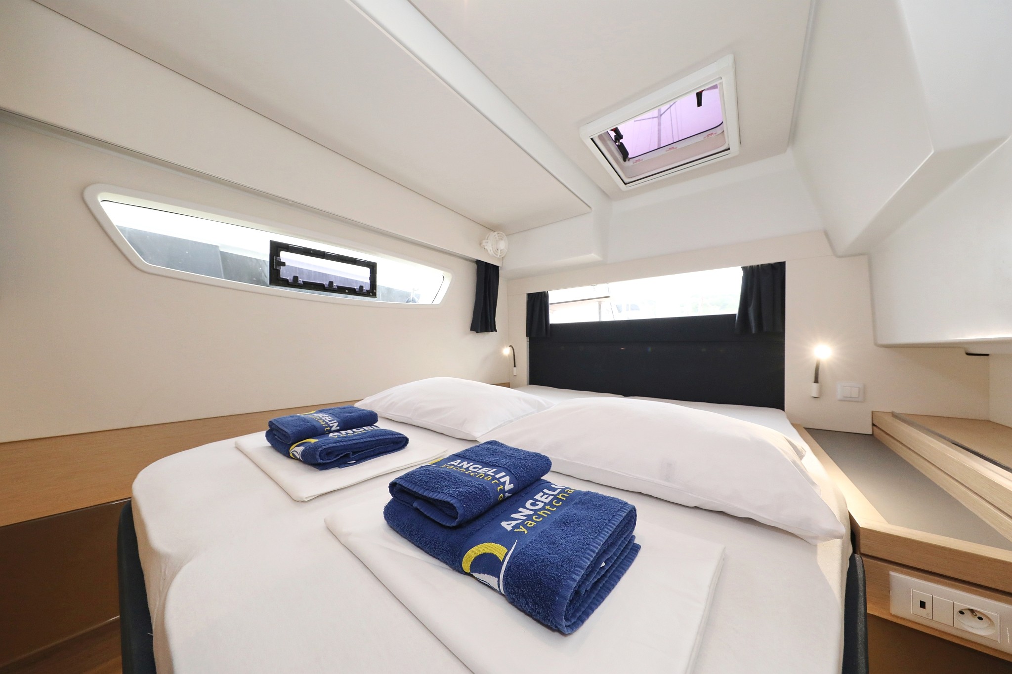 Fountaine Pajot Saona 47 Quintet, Martin V | Yacht Charter Croatia