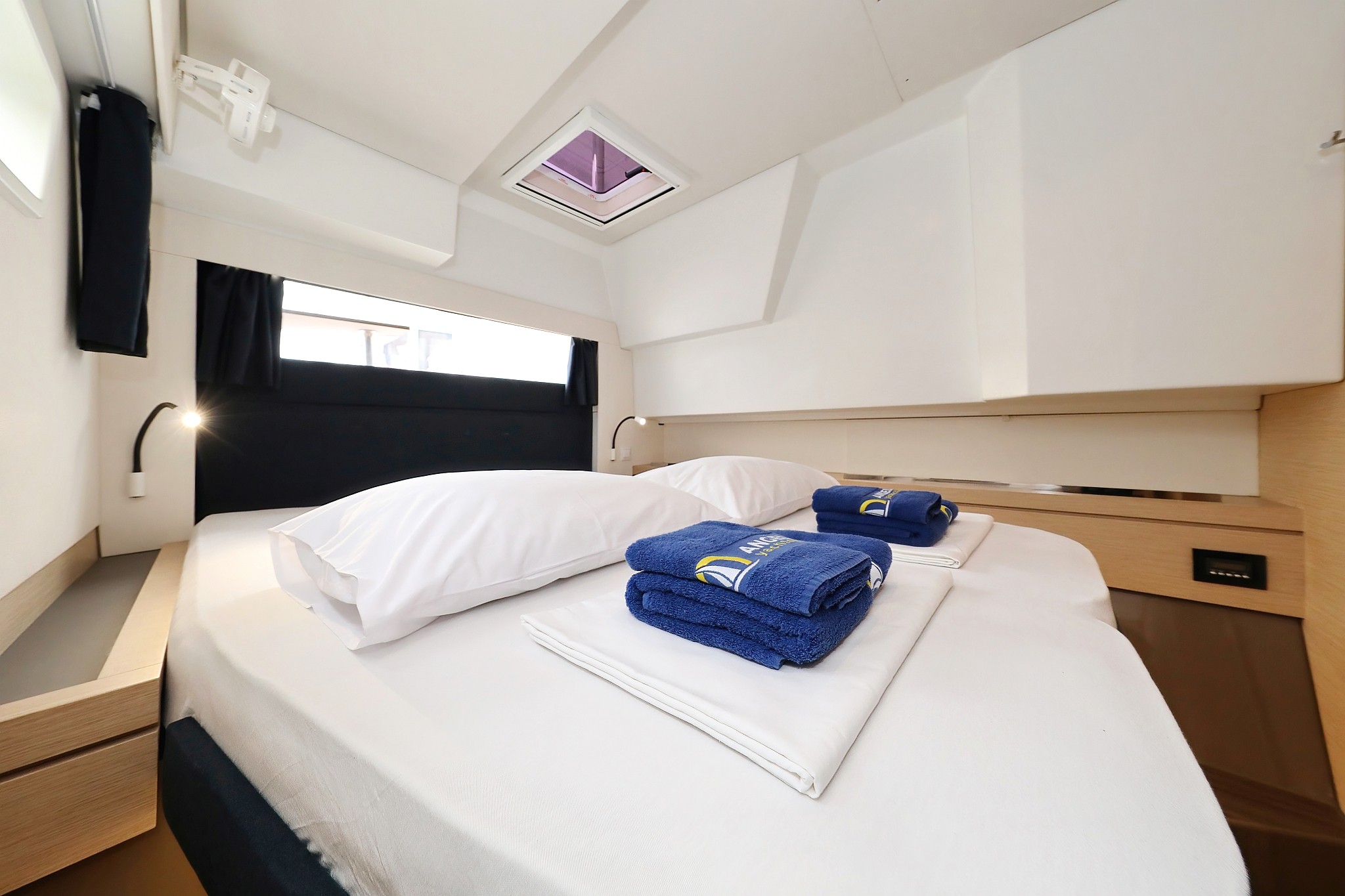 Fountaine Pajot Saona 47 Quintet, Martin V | Yacht Charter Croatia