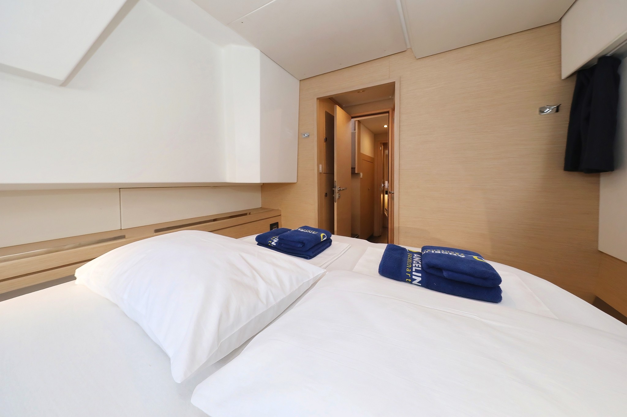 Fountaine Pajot Saona 47 Quintet, Martin V | Yacht Charter Croatia