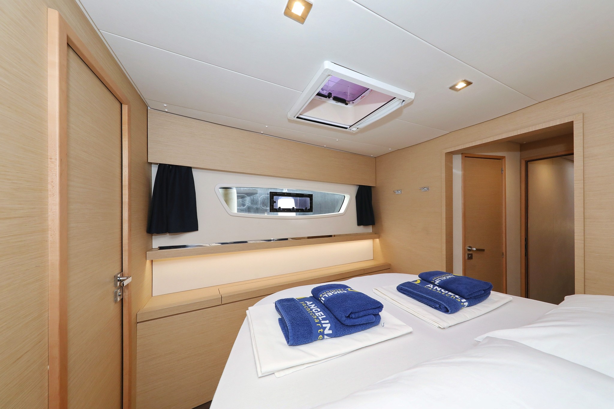 Fountaine Pajot Saona 47 Quintet, Martin V | Yacht Charter Croatia