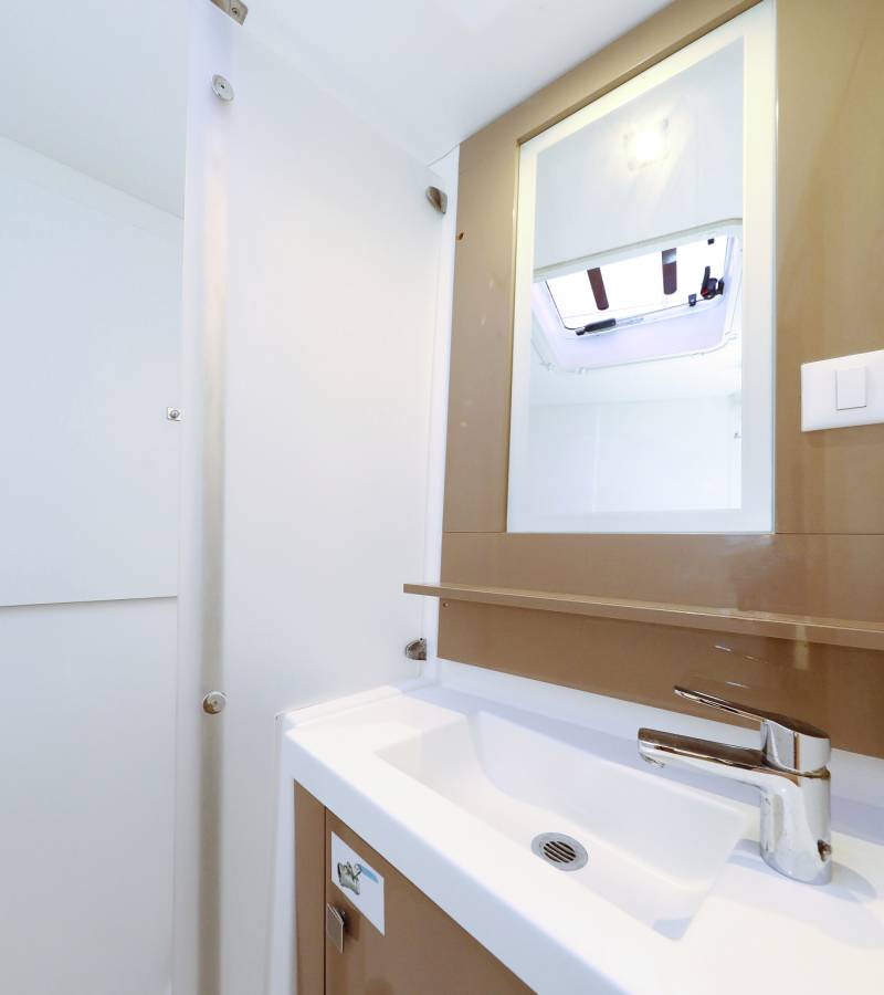 Fountaine Pajot Saona 47 Quintet, Martin V | Yacht Charter Croatia