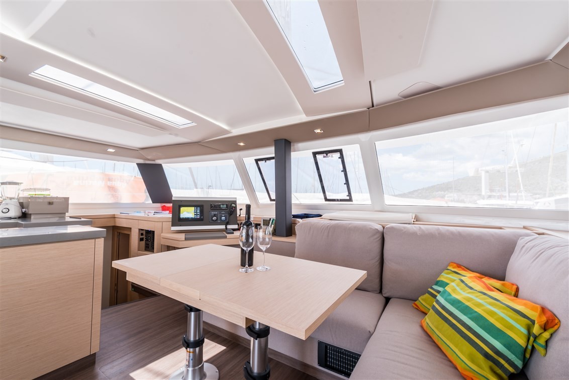 Fountaine Pajot Saona 47 Quintet, Sunny Wave | Yacht Charter Croatia