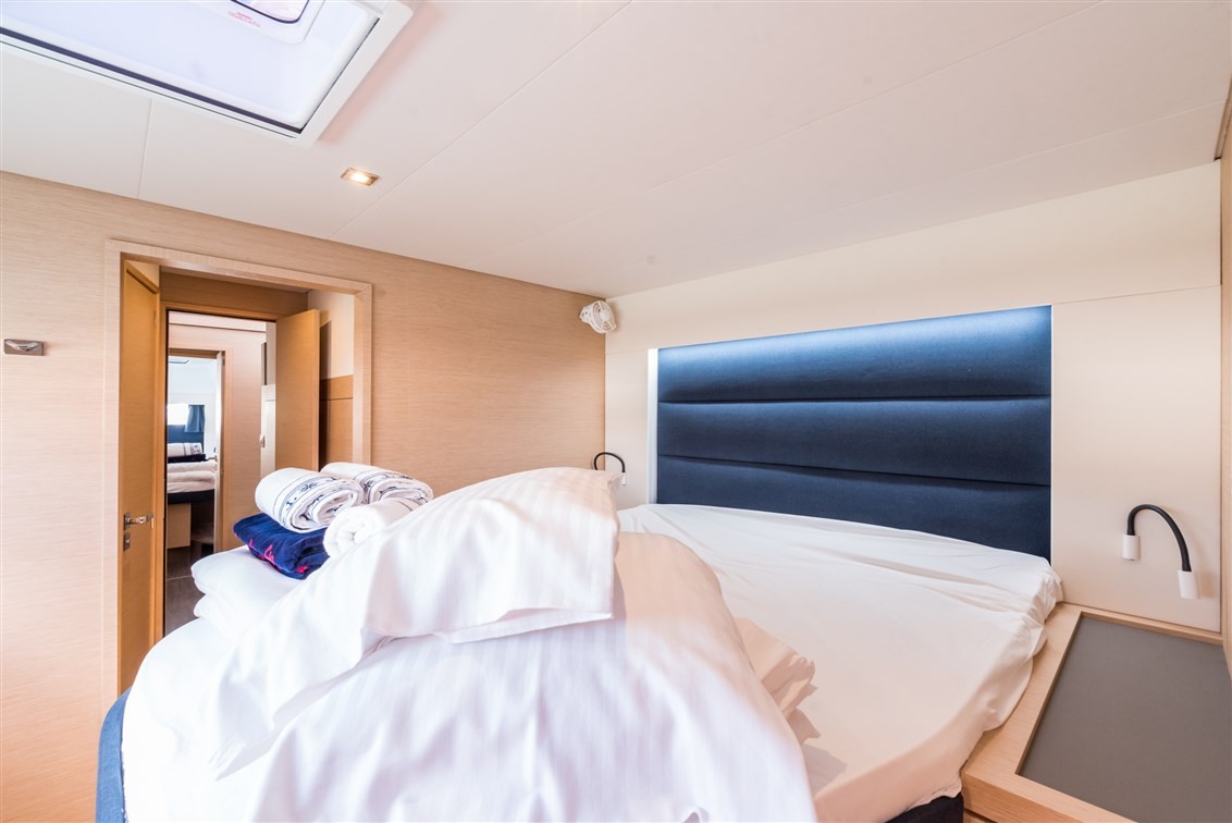 Fountaine Pajot Saona 47 Quintet, Sunny Wave | Yacht Charter Croatia