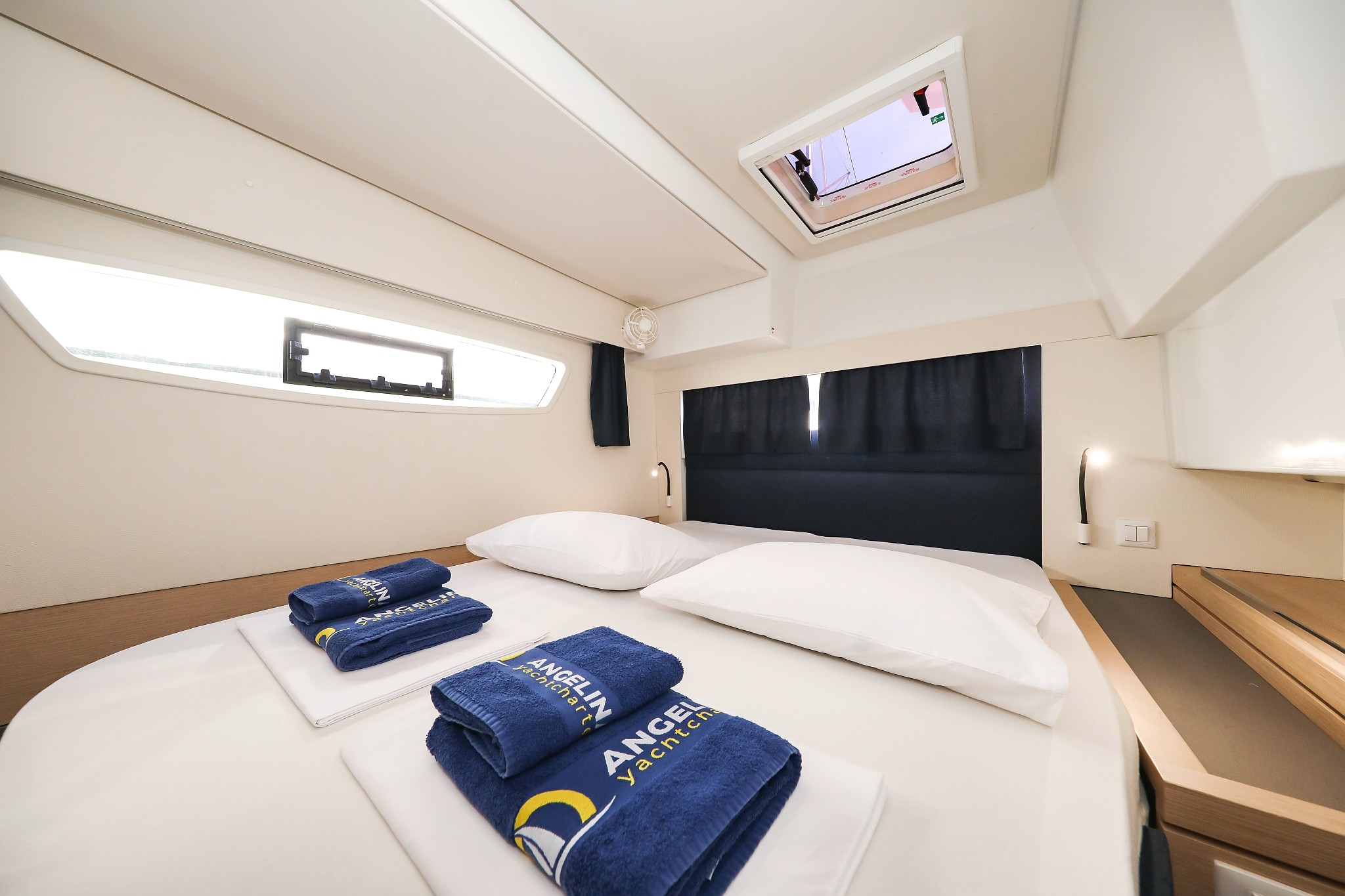 Fountaine Pajot Saona 47 Quintet, Nina V | Yacht Charter Croatia