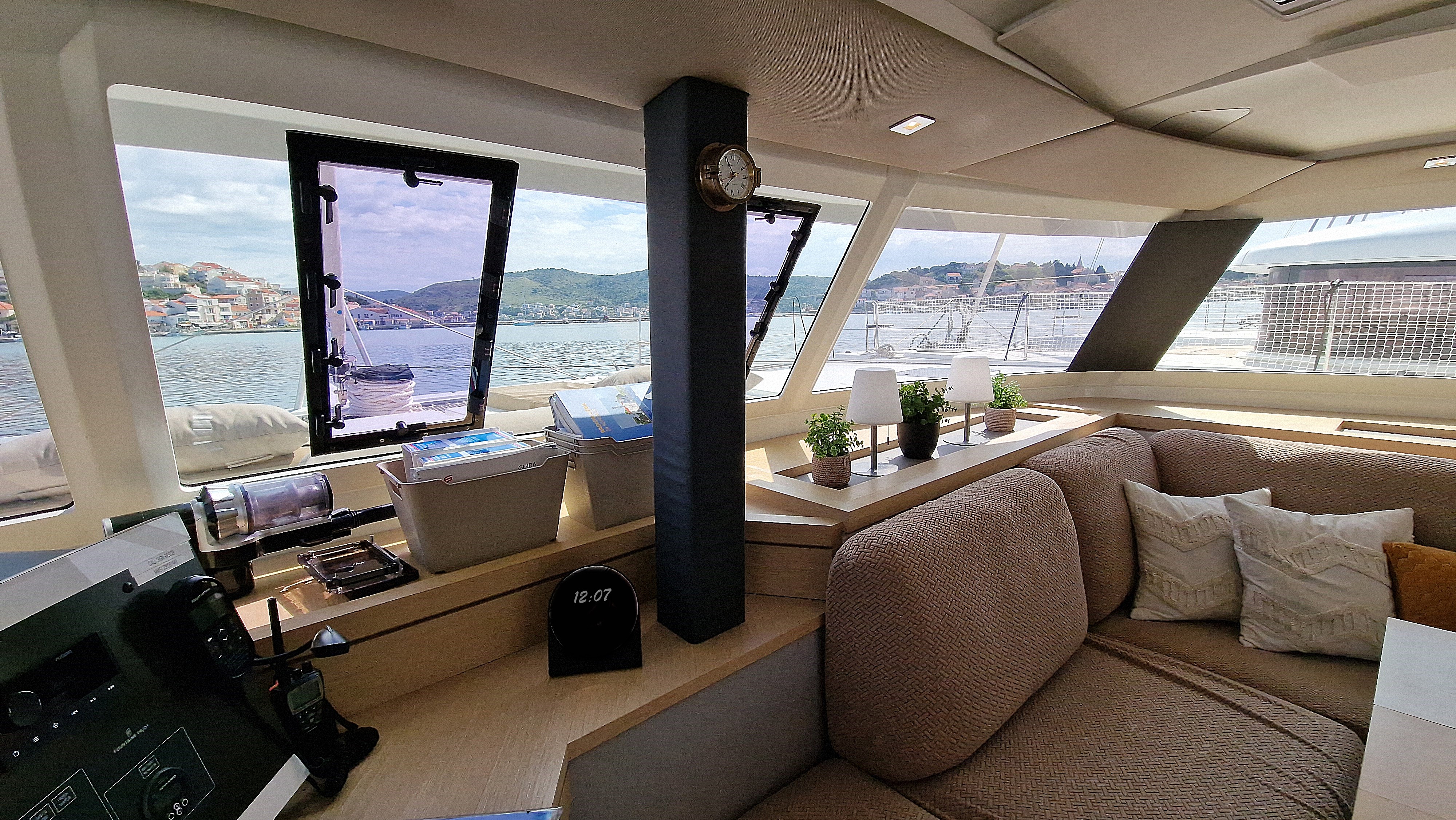Fountaine Pajot Saona 47 Quintet, Felicia | Yacht Charter Croatia
