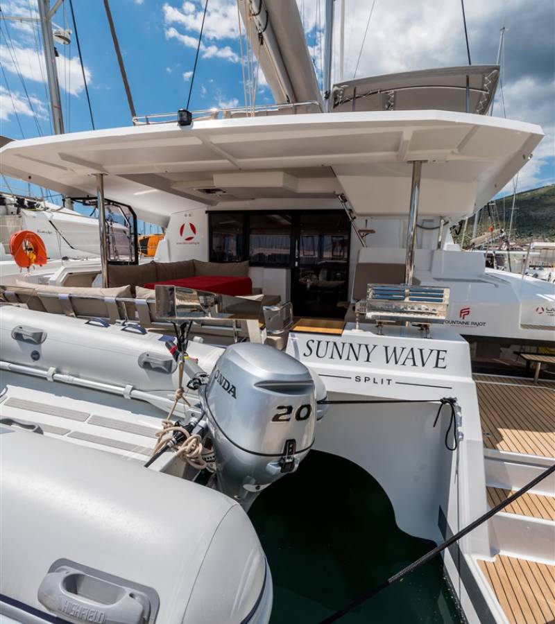 Fountaine Pajot Saona 47 Quintet, Sunny Wave | Yacht Charter Croatia