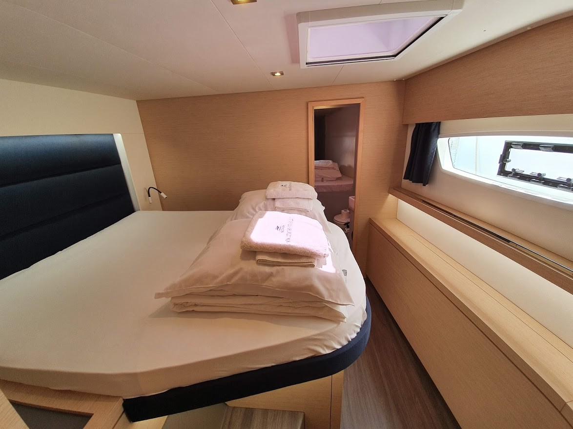 Fountaine Pajot Saona 47 Quintet, Aquarius | Yacht Charter Croatia