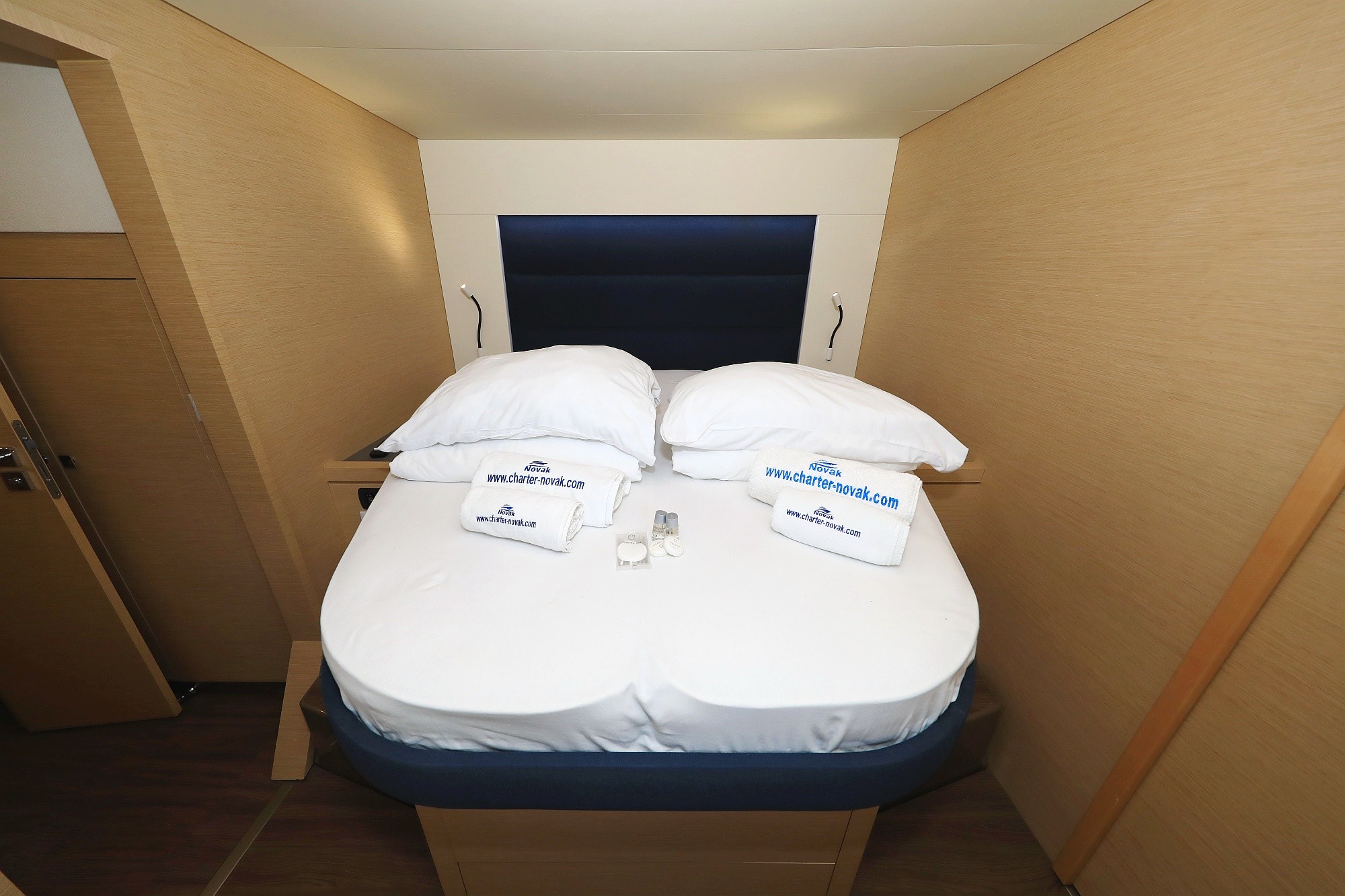 Fountaine Pajot Saona 47 Quintet, Aquarius | Yacht Charter Croatia