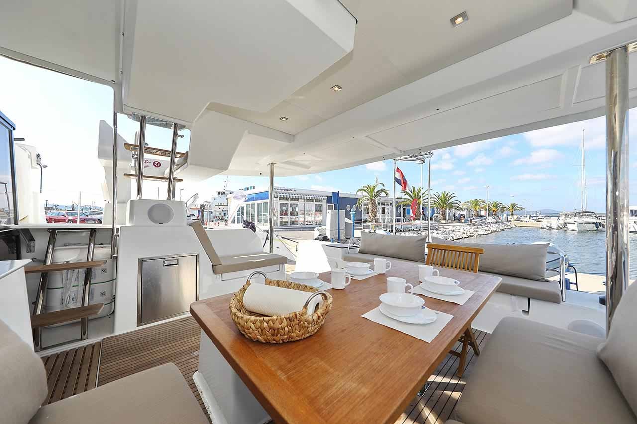 Fountaine Pajot Saona 47 Quintet, Fee | Yacht Charter Croatia