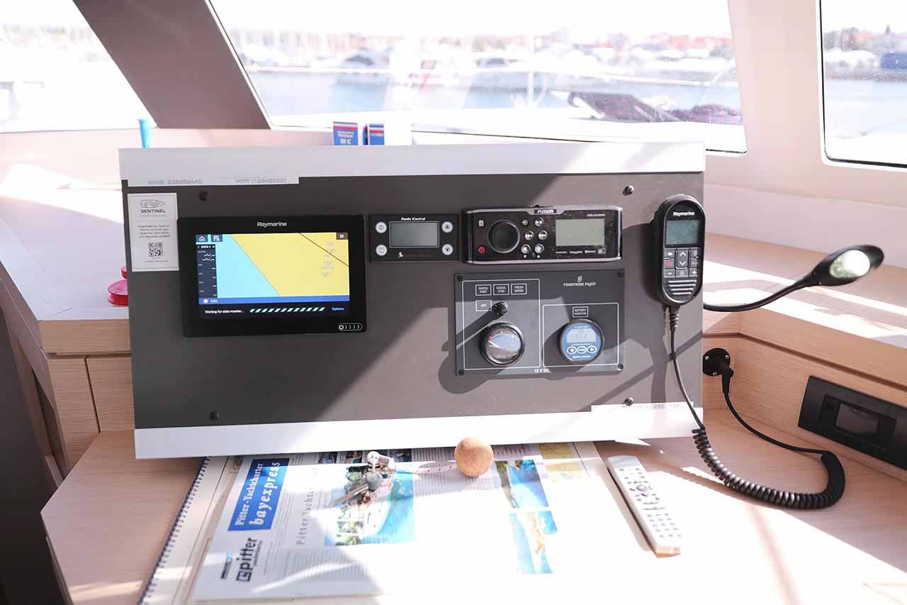 Fountaine Pajot Saona 47 Quintet, Fee | Yacht Charter Croatia