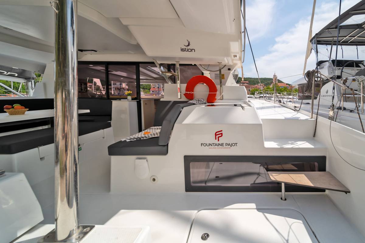 Fountaine Pajot Tanna 47, First Life | Noleggio di Yacht Croazia
