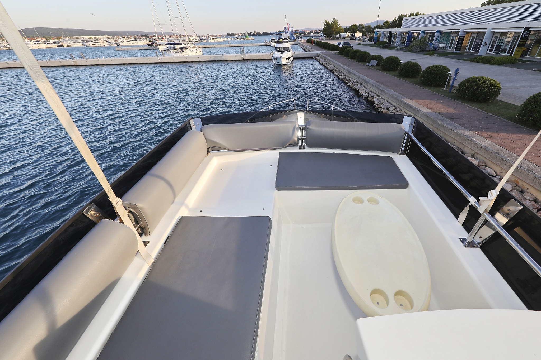 Futura 40 Grand Horizon, Backup | Yacht Charter Croatia