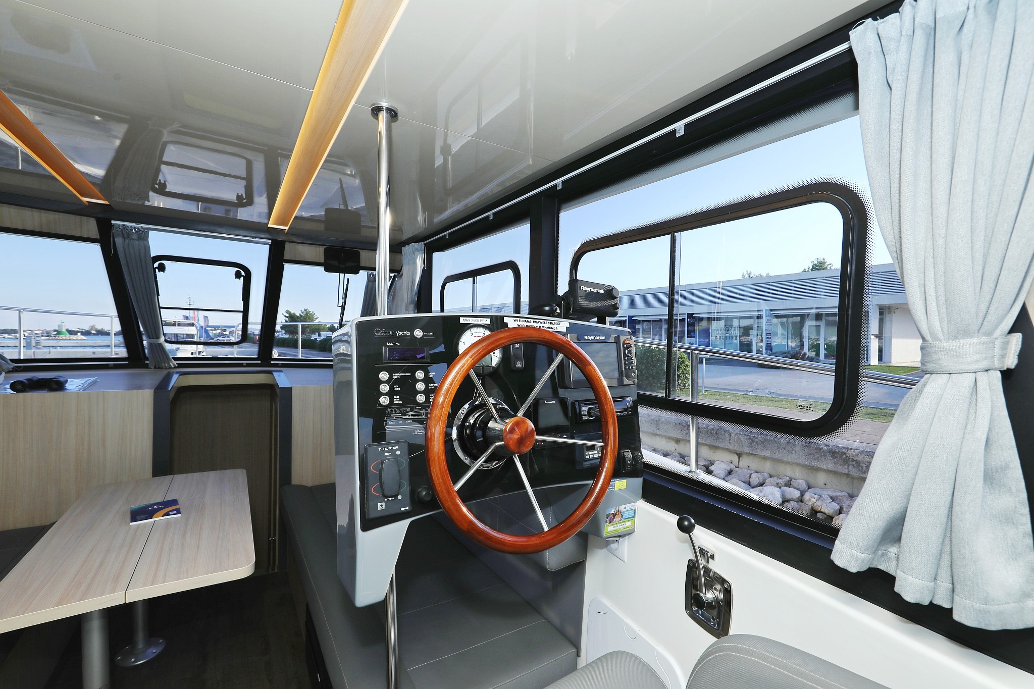 Futura 40 Grand Horizon, Backup | Yacht Charter Croatia